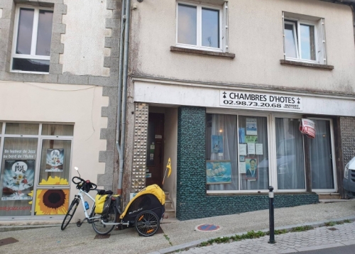 J 41 Chateauneuf du Faou (29)